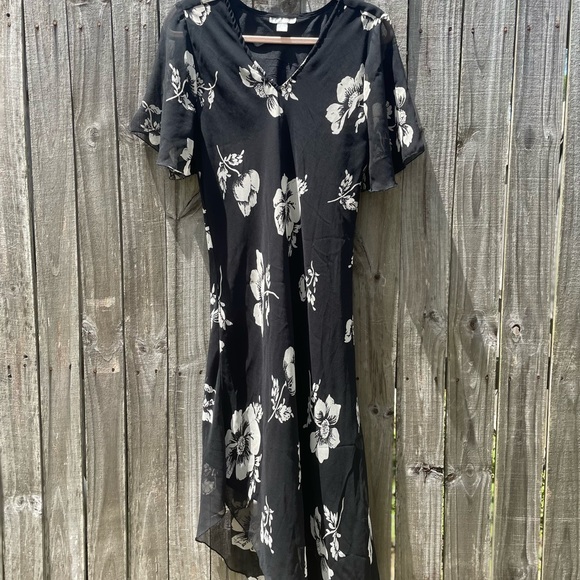 Style n Design - Picture 1 of 1